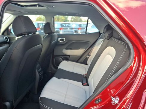 New 2026 Hyundai Venue SEL image 6