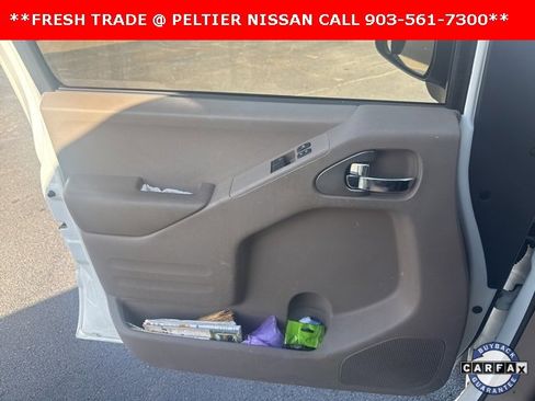 Certified 2017 Nissan Frontier SV image 11