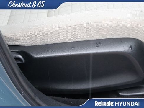Used 2025 Honda HR-V LX image 11