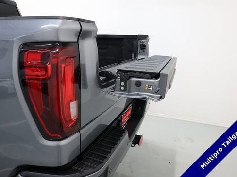 Used 2022 GMC Sierra 1500 AT4 w/ AT4 Preferred Package AWD/4WD image 43