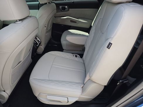 New 2026 Kia Sorento SX Prestige AWD/4WD image 17