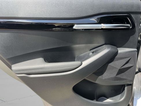 New 2026 Kia Seltos S FWD image 16