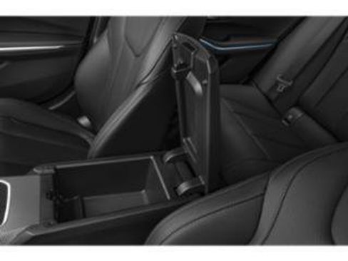 New 2026 BMW 330i xDrive Sedan w/ M Sport Package AWD/4WD image 9