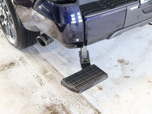 Used 2024 Toyota Tundra Platinum image 30