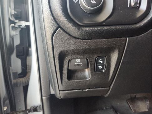 Used 2022 RAM 1500 Big Horn AWD/4WD image 18