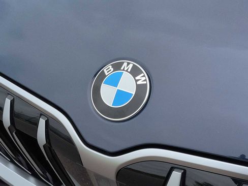New 2026 BMW X1 xDrive28i w/ Technology Package AWD/4WD image 11