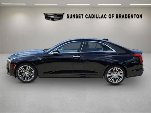 New 2025 Cadillac CT4 Premium Luxury image 4