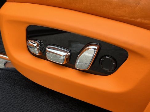 Used 2022 Rolls-Royce Cullinan image 39