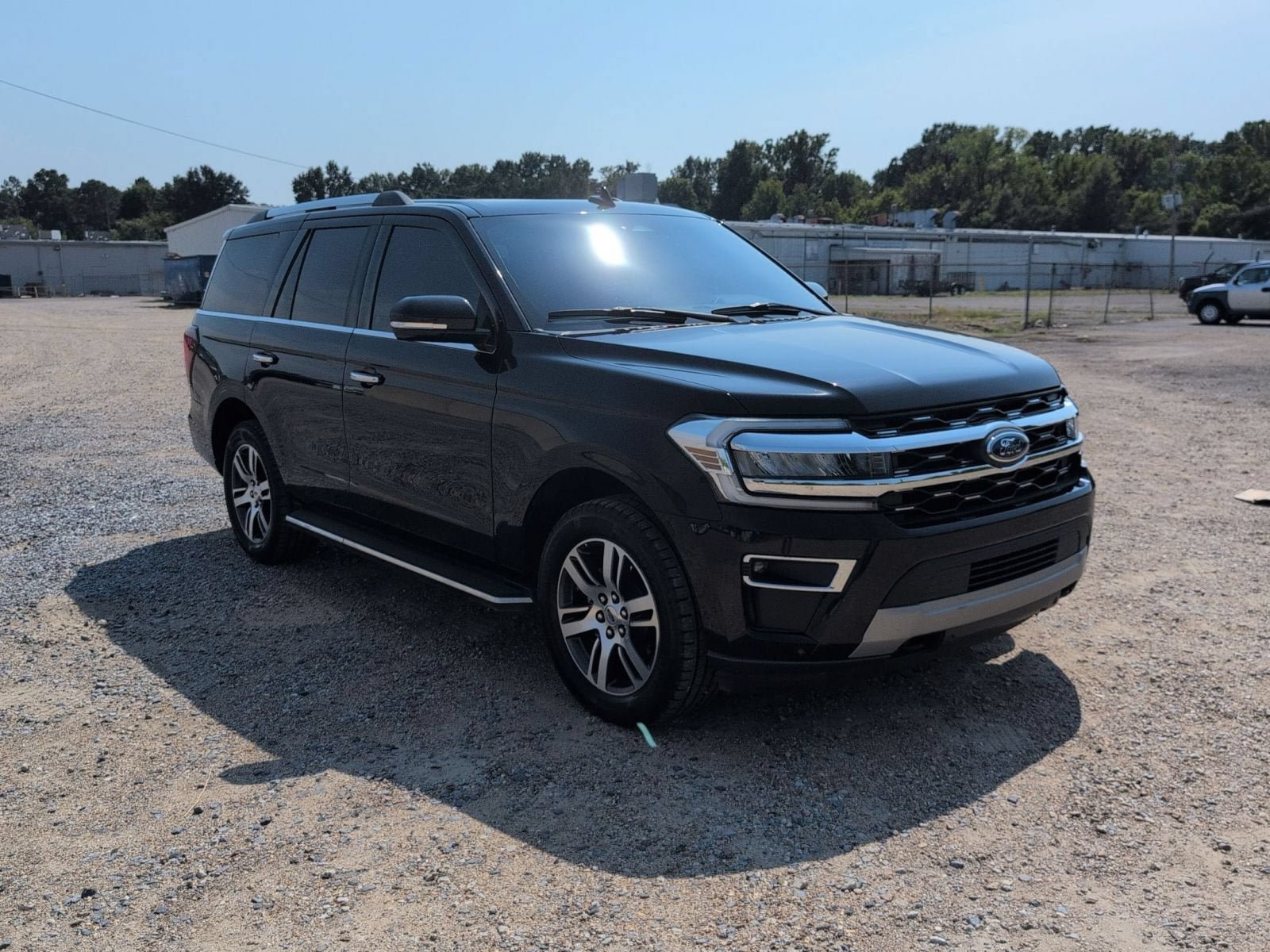 Used 2023 Ford Expedition Limited AWD/4WD image 8
