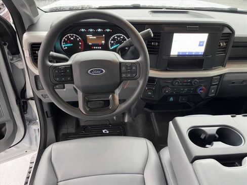 New 2026 Ford F250 XL w/ XL Chrome Package image 14