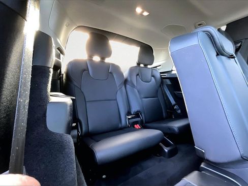 Certified 2023 Volvo XC90 B6 Plus w/ Protection Package Premier image 26