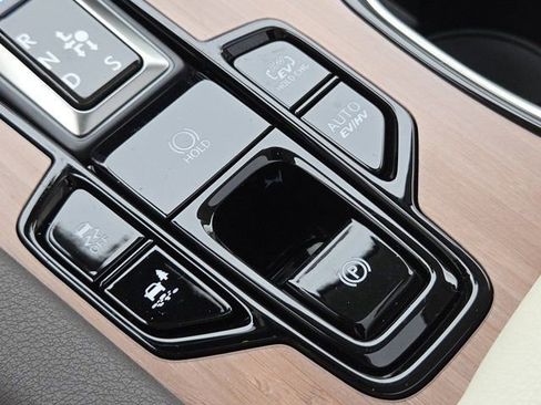 New 2026 Lexus RX 450h AWD image 17