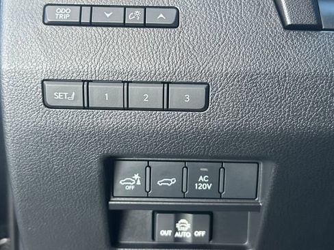 Used 2024 Lexus GX 550 w/ Accessory Package (31) image 31