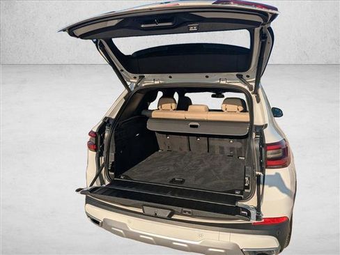 Used 2020 BMW X5 xDrive40i w/ Premium Package image 7
