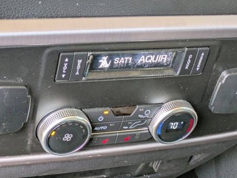 Certified 2021 Ford Expedition Max Platinum image 19