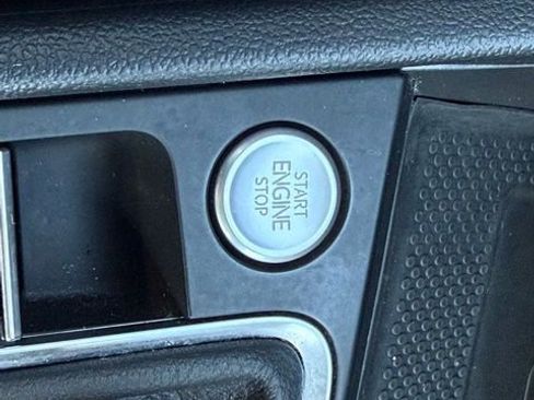 Used 2023 Volkswagen Jetta SEL image 30