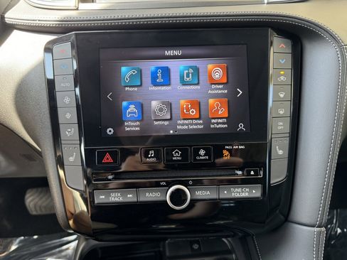Used 2023 INFINITI QX50 Luxe image 22