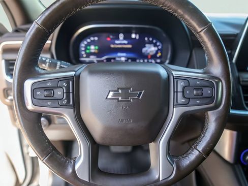 Used 2022 Chevrolet Tahoe Z71 w/ Z71 Off-Road Package AWD/4WD image 15