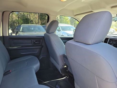 Used 2017 RAM 1500 Express image 25