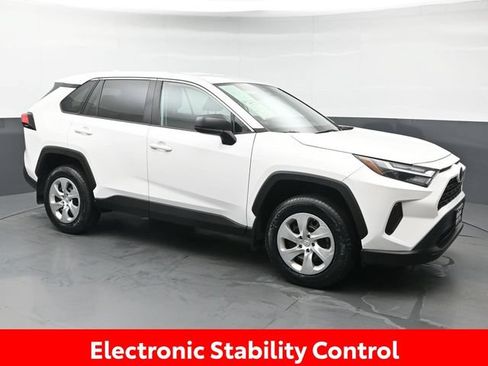 Used 2023 Toyota RAV4 LE AWD/4WD image 10