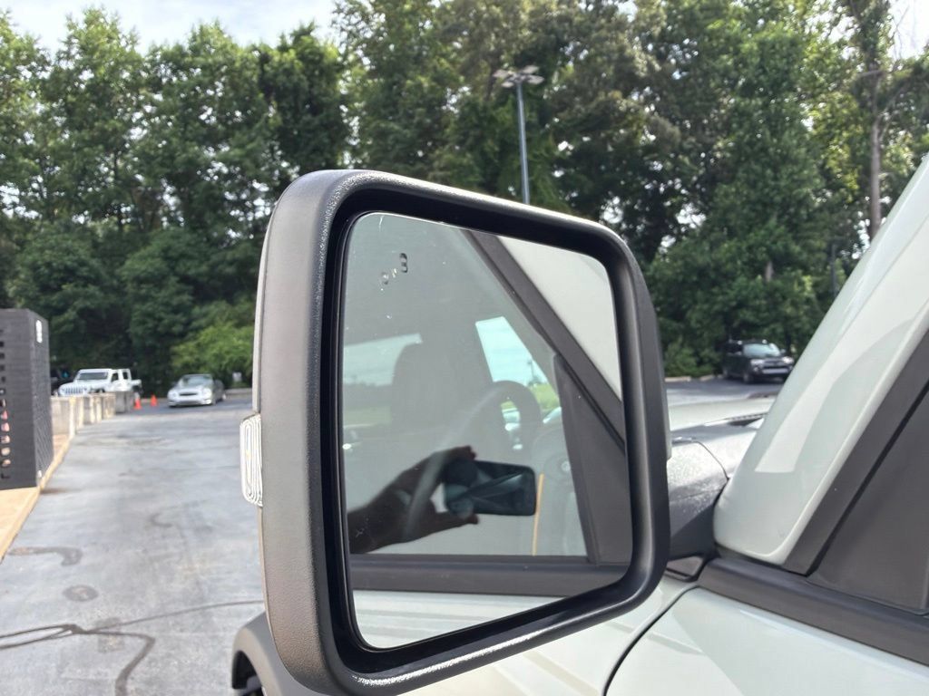 Used 2024 Ford Bronco Badlands AWD/4WD image 11