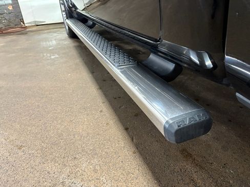 Used 2025 RAM 1500 Big Horn AWD/4WD image 13