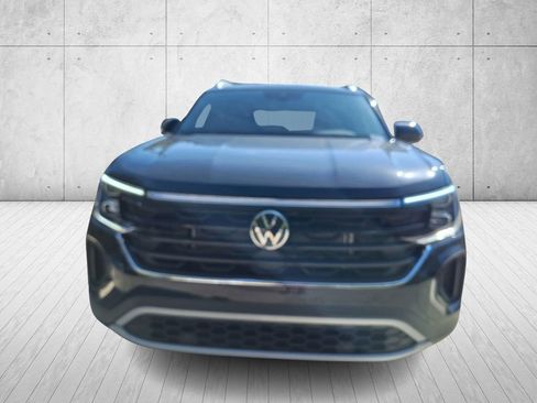 New 2026 Volkswagen Atlas Cross Sport SE image 8
