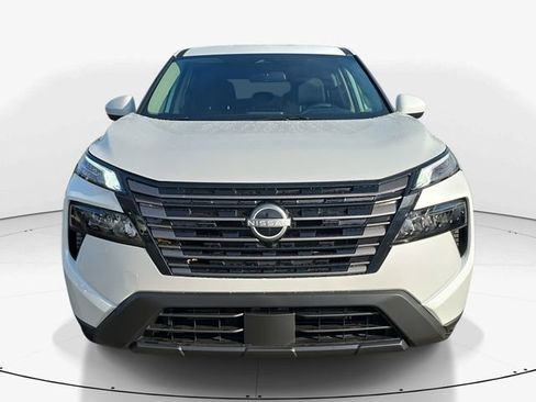 New 2026 Nissan Rogue SV FWD image 3
