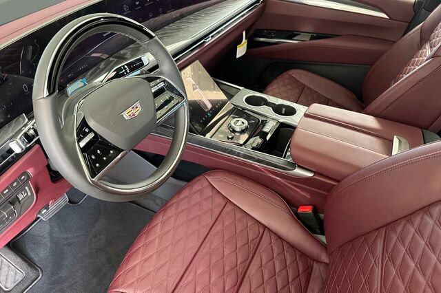New 2026 Cadillac Escalade Luxury w/ Touring Package AWD/4WD image 10