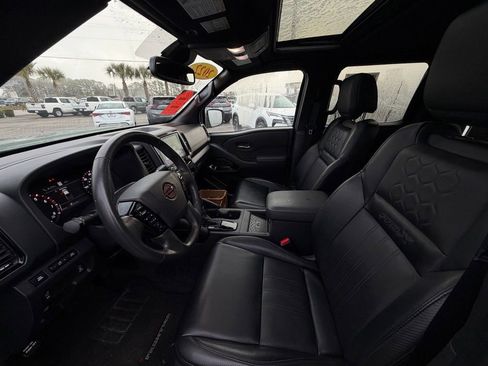 Certified 2022 Nissan Frontier Pro-X w/ Pro-X Premium Package image 11