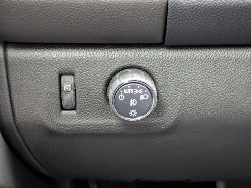 Used 2022 GMC Canyon Elevation w/ Trailering Package image 14