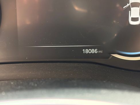 Used 2023 Genesis G70 3.3T w/ Sport Prestige Package image 12