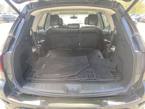 Used 2020 Nissan Pathfinder SL AWD/4WD image 26