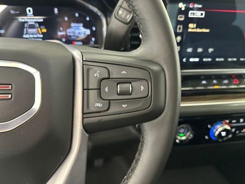 Used 2023 GMC Sierra 1500 Elevation image 16