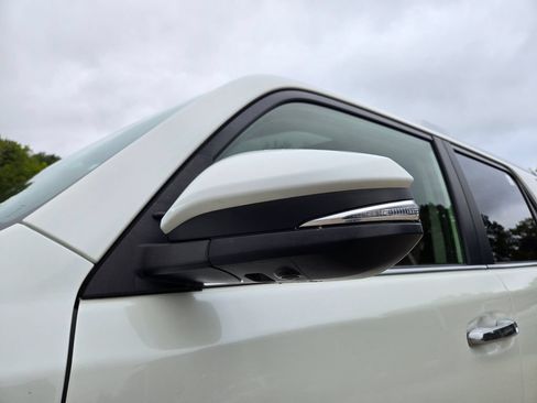 Used 2023 Toyota 4Runner Limited AWD/4WD image 12