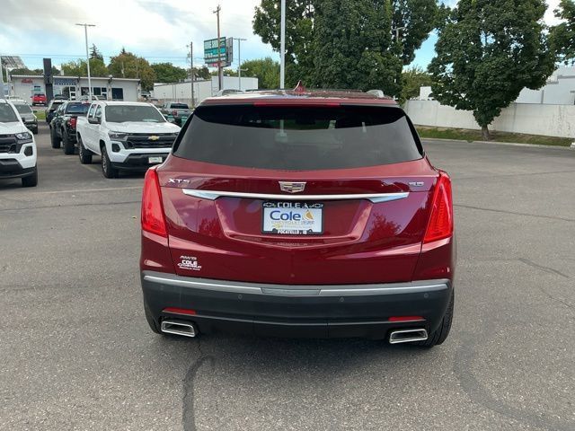 Used 2018 Cadillac XT5 Luxury AWD/4WD image 5
