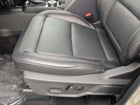 New 2026 Ford Bronco Outer Banks AWD/4WD image 4