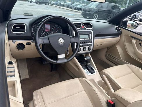 Used 2009 Volkswagen Eos Komfort FWD image 18