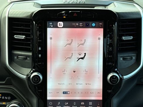 New 2026 RAM 1500 4x4 Crew Cab image 12