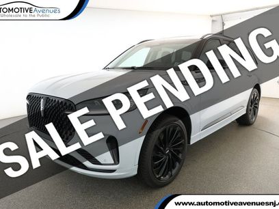 Used 2025 Lincoln Aviator Reserve w/ Jet Appearance Package