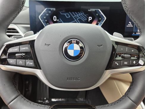 Certified 2025 BMW 330i Sedan w/ Convenience Package RWD image 33