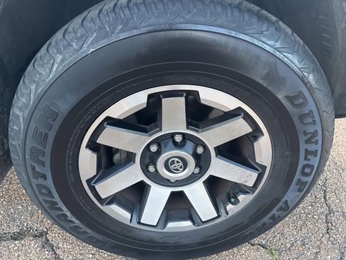 Used 2023 Toyota 4Runner TRD Off-Road Premium w/ Moonroof Package image 10