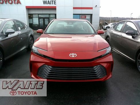 New 2026 Toyota Camry XLE image 6