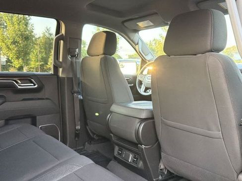 Used 2024 GMC Sierra 1500 SLE AWD/4WD image 15
