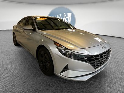 Used 2022 Hyundai Elantra SEL