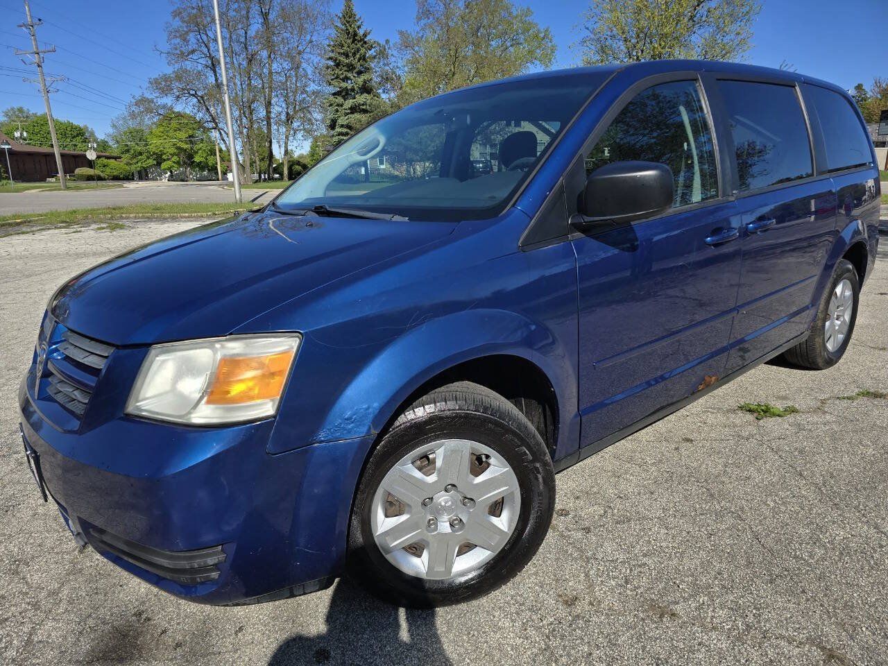 Used 2010 Dodge Grand Caravan SE FWD image 1