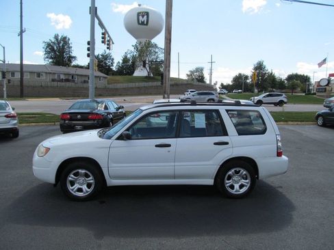 Used 2006 Subaru Forester 2.5X image 2