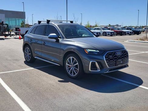 Certified 2022 Audi SQ5 Premium Plus w/ Premium Plus Package AWD/4WD image 7