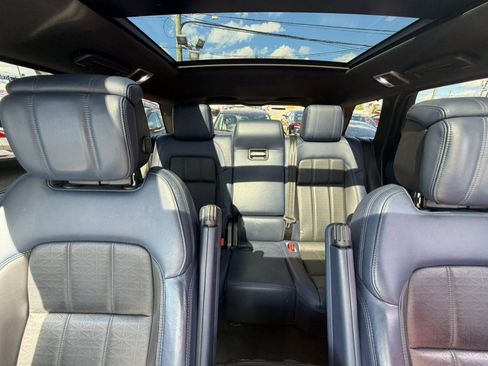 Used 2019 Land Rover Range Rover Sport HSE Dynamic AWD/4WD image 13