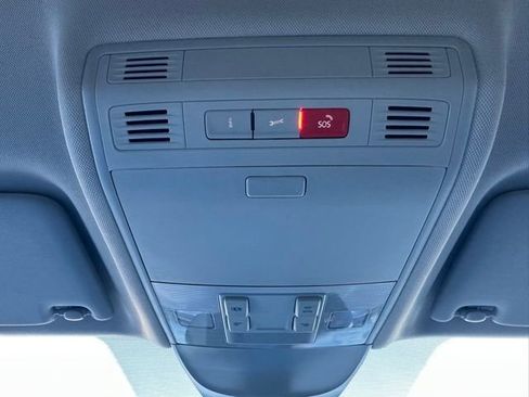 New 2026 Volkswagen Taos SE image 38